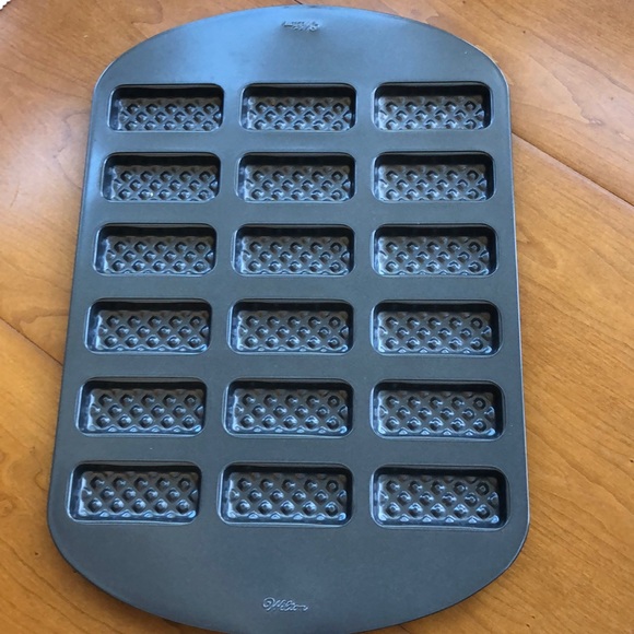 wilton waffle pan